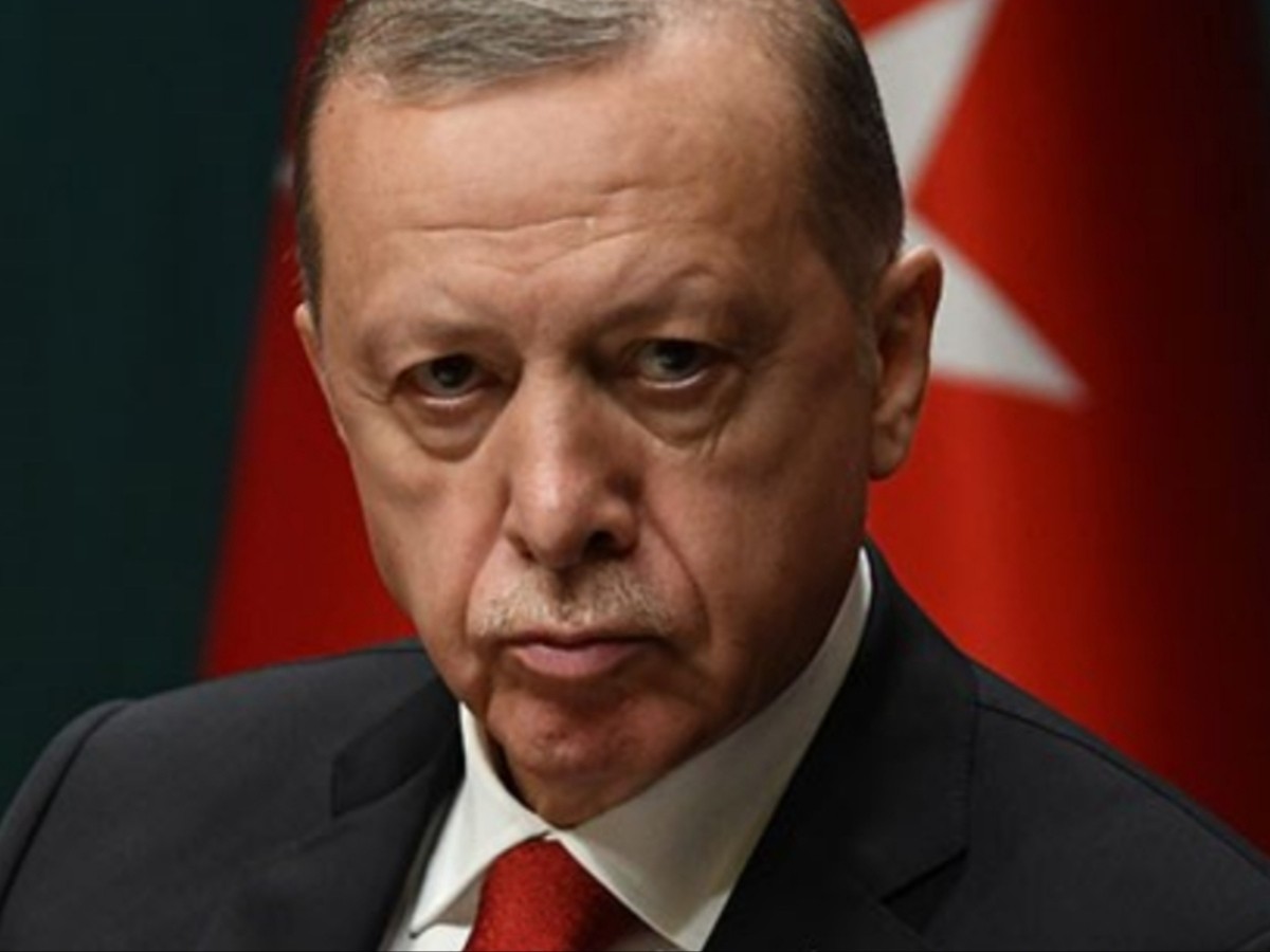 Şubat'ın ilk seçim anketinde AKP'de dikkat çeken çöküş
