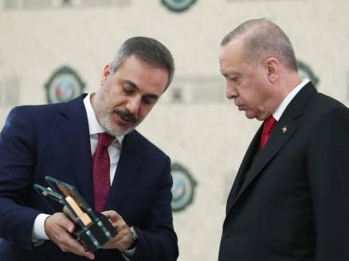 Erdoğan'dan kabinede büyük sürpriz: Hakan Fidan hangi bakanlığa geliyor?