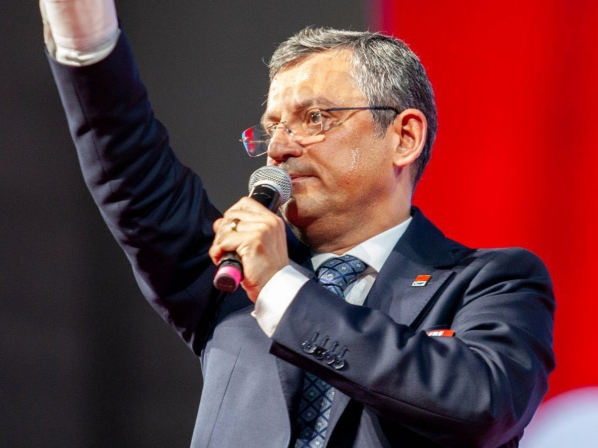 Özgür Özel'e anket şoku: Yüzde 33,4 CHP'nin oyları yükselmez aynı kalır diyor
