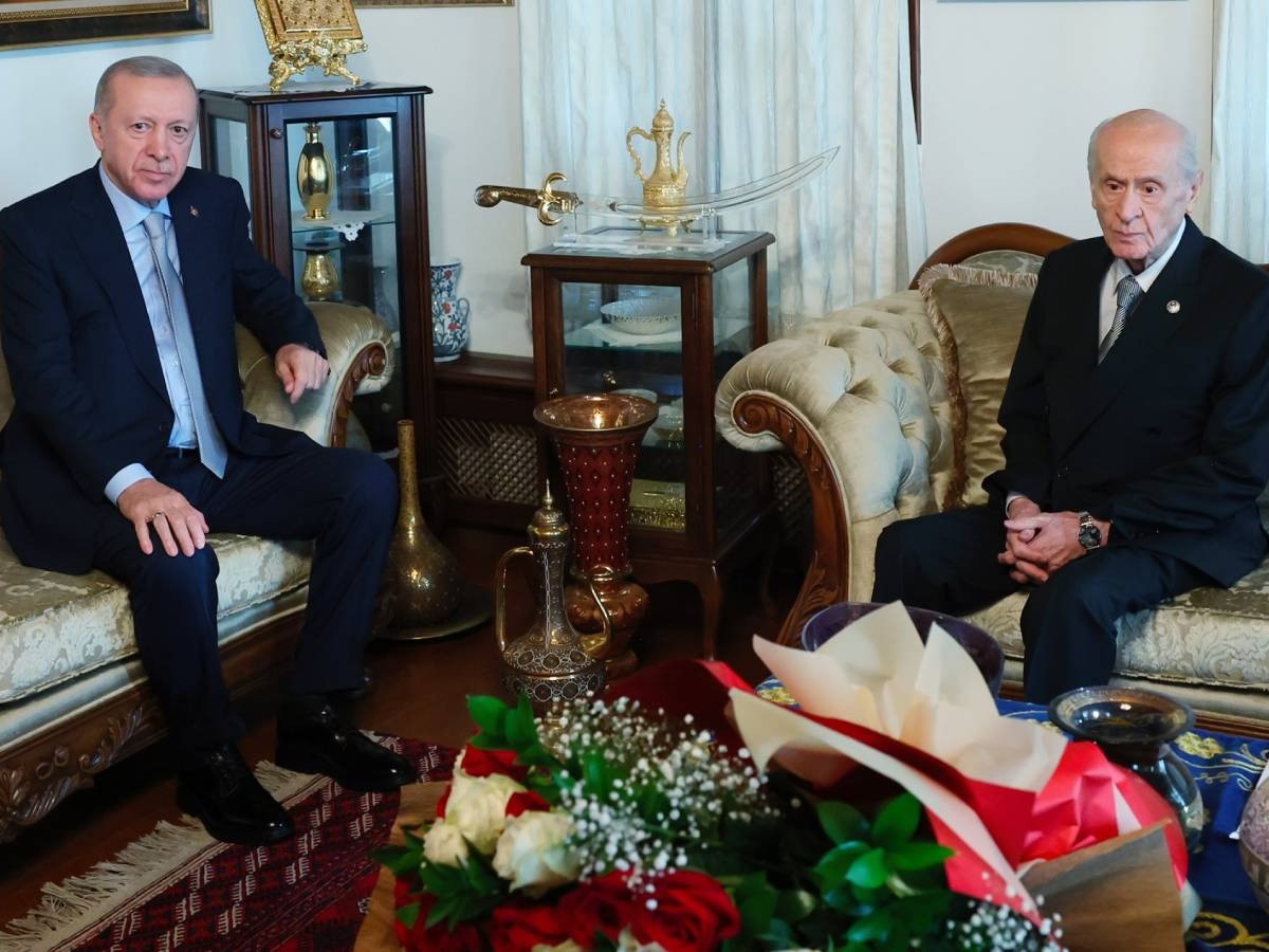 Erdoğan ve Bahçeli 4 ay sonra ilk kez yüz yüze görüştü