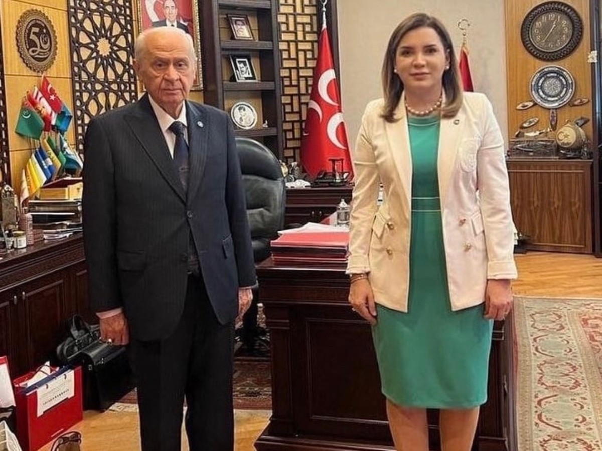 Ankara’yı karıştıran Flash Haber TV iddiasına hem TMSF hem Arzu Erdem’den açıklama geldi