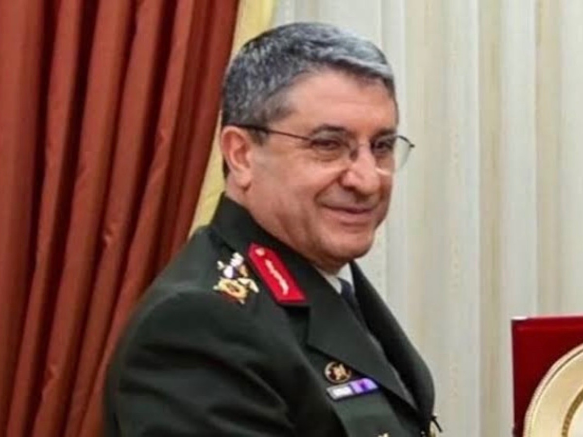 Seneye Selçuk Bayraktaroğlu bakan yapılırsa, Genelkurmay Başkanlığı'na kim gelir?