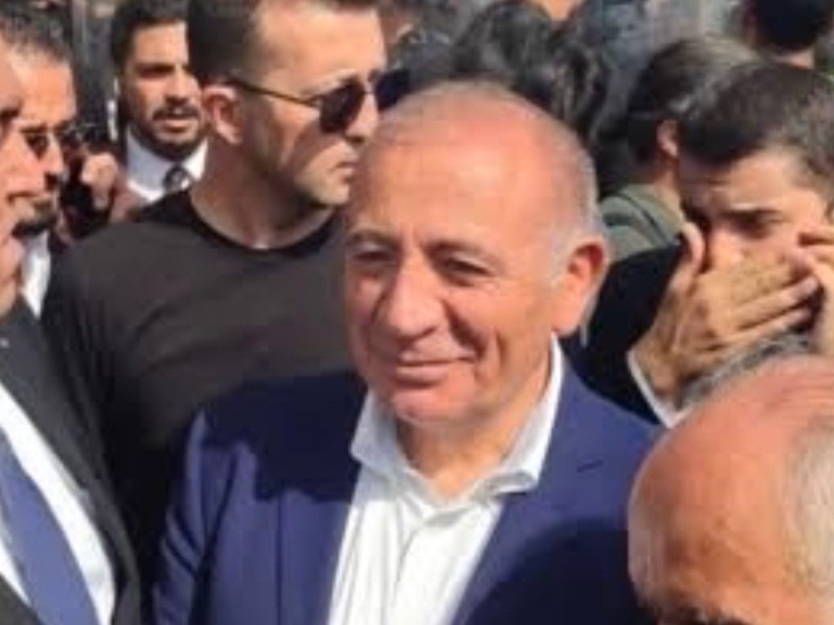 Gürsel Tekin: CHP'de 73 itirafçı neden var?