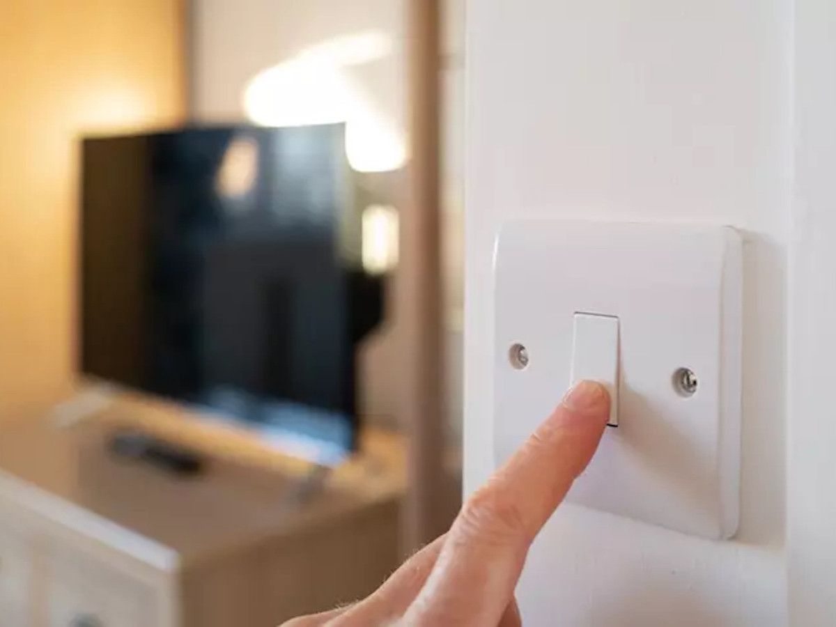 Savaş İran'da zamlar Türkiye'de: Elektrik ve doğalgaza yüzde 25 zam geldi