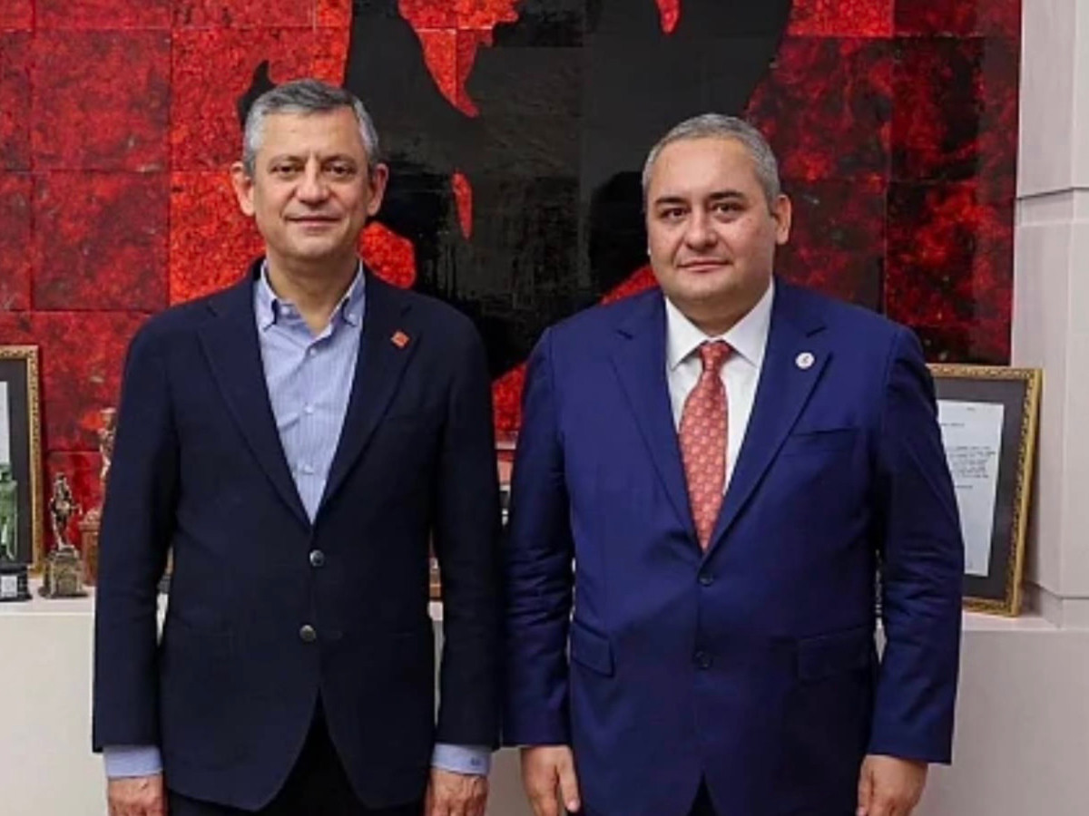 Özgür Özel CHP’den istifa eden Mesut Özarslan’a küfürler yağdırmış: Karaktersiz p.ç, s..tir git…