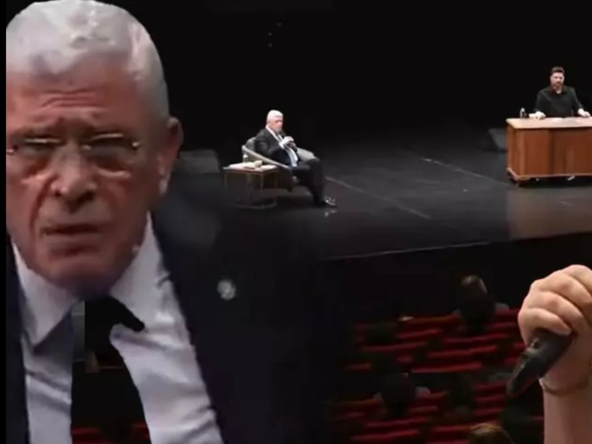 Müsavat Dervişoğlu o gazetecinin sorusunu duyunca sinirlerine hakim olamadı