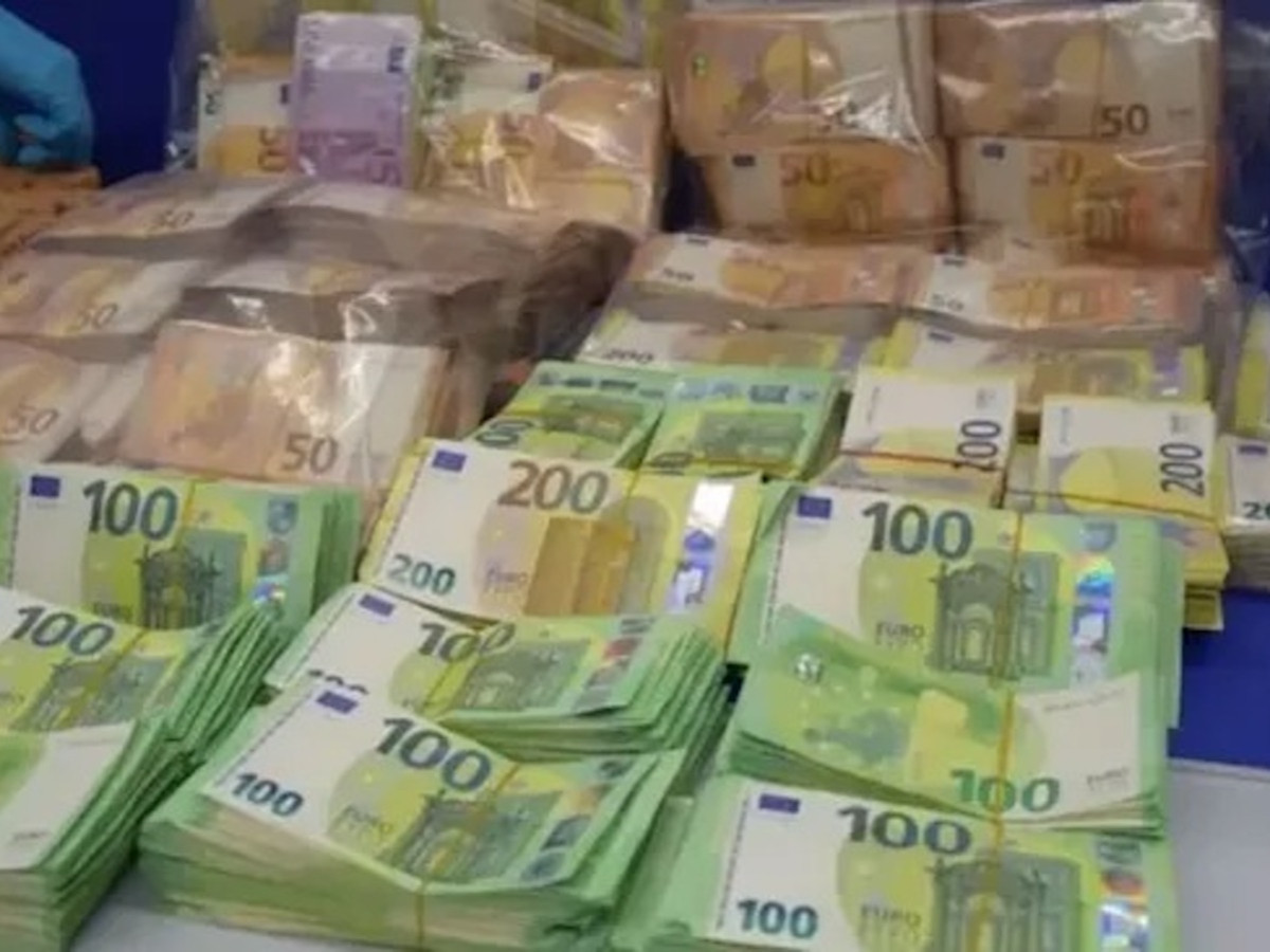 Pforzheim Türk Spor Kulübü kafilesine Almanya'da kara para soruşturması