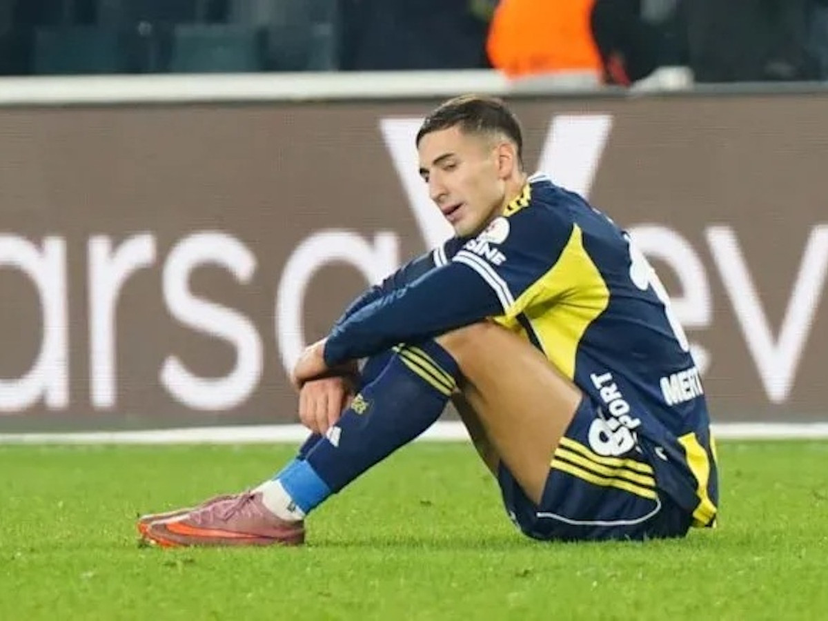 Mert Müldür’den taraftarlara mesaj: Nişanlımın stadı gözyaşlarıyla terk etmesini kabul edemem