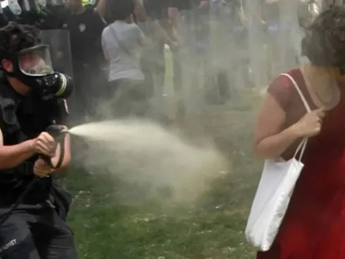 Avrupa İnsan Hakları Mahkemesi’nden Kırmızılı Kadın kararı: Türkiye’ye para cezası