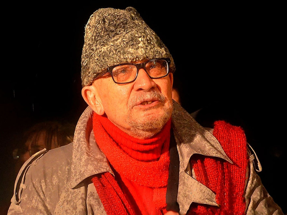 Türkiye'nin acı kaybı: Devrimci yazar ve bilim insanı Yalçın Küçük yaşamını yitirdi