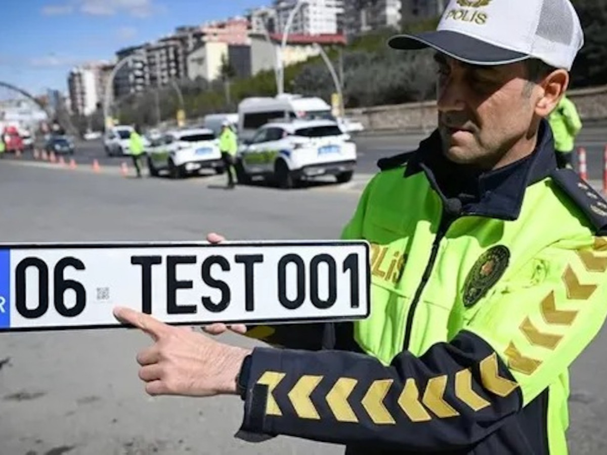 Resmi Gazete’de yayımlandı: Hatalı plakalar ücretsiz yenilenecek
