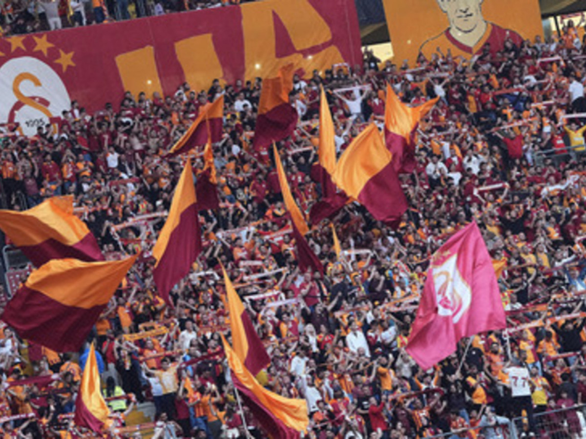 Süper Lig’de üst üste dördüncü kez şampiyon Galatasaray: Antalyaspor’u 4-2 yendi