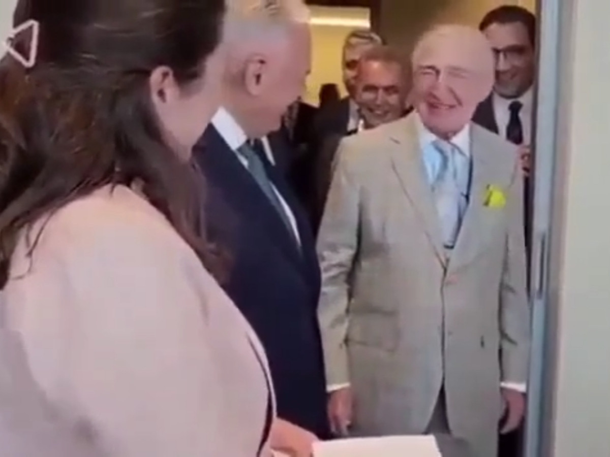 Rahmi Koç ırkçılığı mizah sanıyor: Kürt kadını hakkındaki iğrenç fıkrasına tepki yağıyor