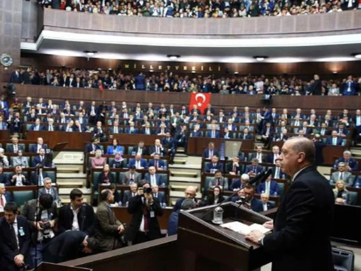 AKP'de çözülme ve kopuş iddiaları: Toplantılarında gerçek gündem konuşulmuyor