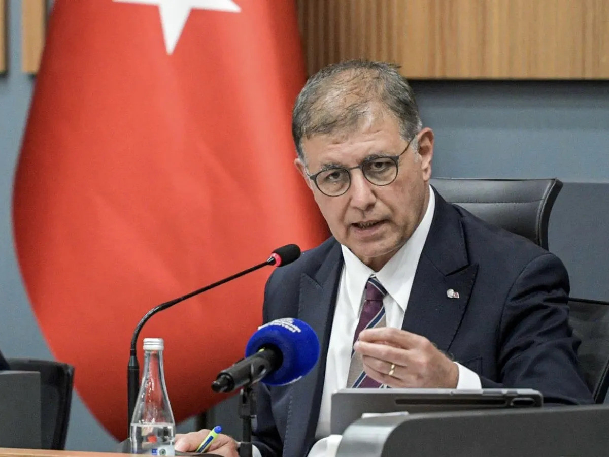 Cemil Tugay’ın istifasının perde arkası; Butlan sonrası çok baskı var diyerek Özgür Özel'i aradı