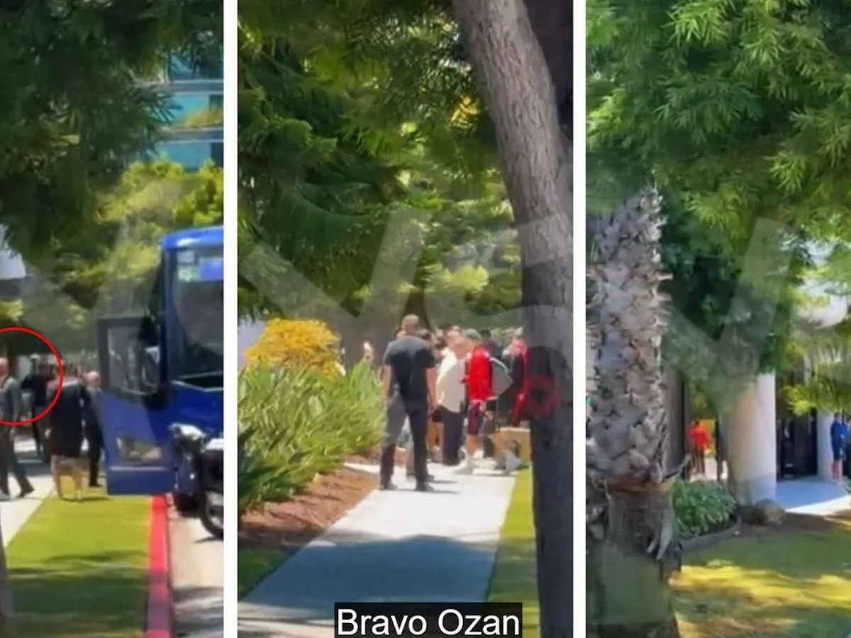 A Milli Takım kafilesine otel önünde protesto şoku