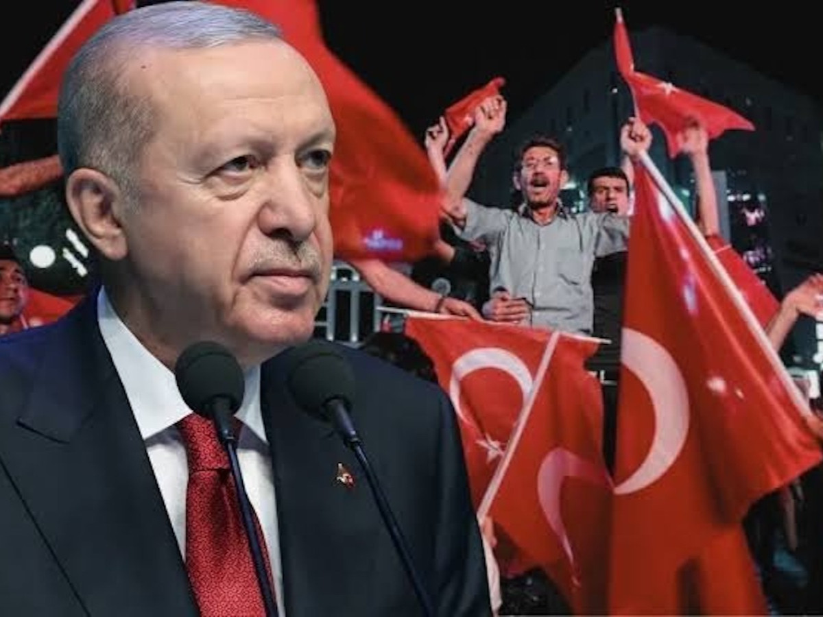 AK Parti'den 15 Temmuz paylaşımı: Erdoğan'ın sesinden Zafer Bizim mesajı