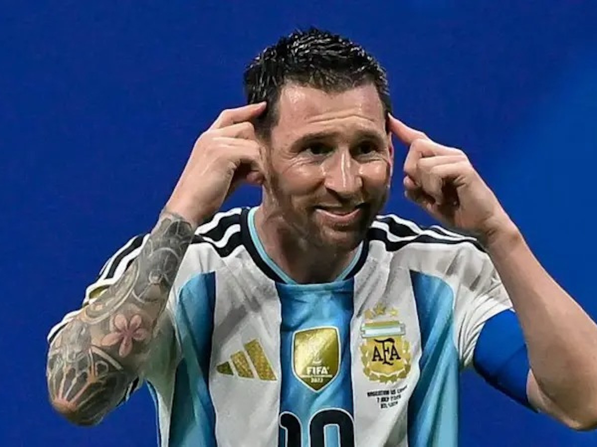 Futbol tarihinin en büyüğü kim? Messi, Maradona ve Pelé karşılaştırması