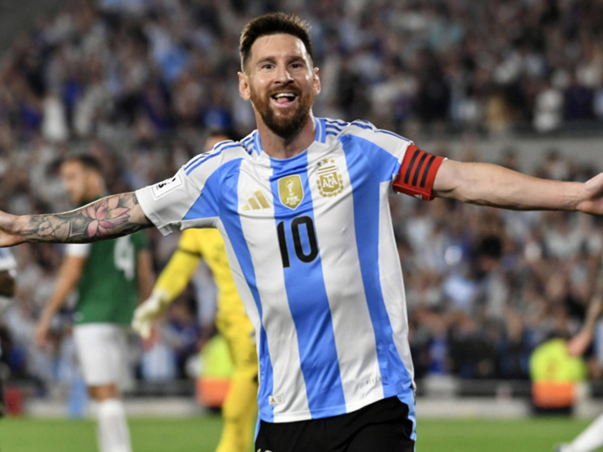Lionel Messi'yi rakiplerinden dinleyin: Messi Matrix’teymiş gibi herkesten önce her şeyi görüyor