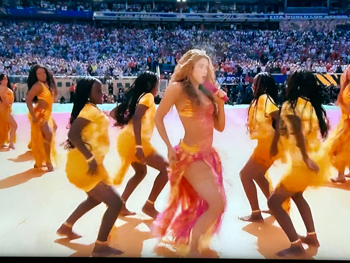 Dünya Kupası finalinde TRT’den skandal sansür: Madonna, Shakira ve Justin Bieber’dan mı korktular?