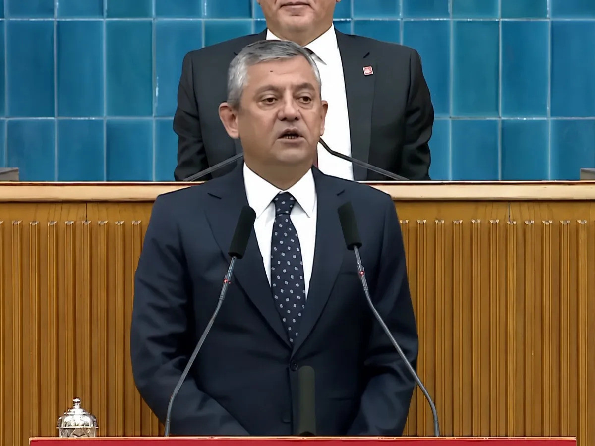 Özgür Özel CHP'ye böyle veda etti: Yeni partimizi kuruyoruz