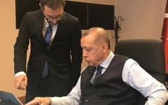 Erdoğan Fahrettin Altun'u tarifeli uçakla geri gönderdi haberine yalanlama