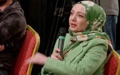 Genç Kadın İki Kere Yüzük Attım Diyerek Şok Etti