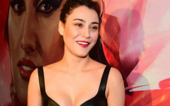 Merve Çağıran’ın üstsüz pozları sosyal medyayı salladı