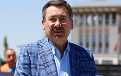 Melih Gökçek hakkında çok konuşulacak iddia! FETÖ'nün misafiri olmuş...