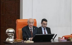 Meclis'te 28. dönem başladı: İlk yemin Bahçeli'den!