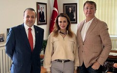 Kılıçdaroğlu'nun danışmanı İbrahim Uslu'nun Egemen Bağış'la fotoğrafı tartışma yarattı