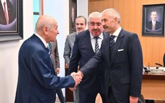 Bahçeli'yi ziyaret eden Sedat Şahin'in yeğenine mesaj gibi çete operasyonu