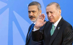 Yeni Akit AKP içi savaşta tarafını seçti: Erdoğan yoruldu artık çekilsin, Fidan gelsin