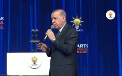 Erdoğan'ın önünde pankart açan işçi tutuklandı: Allah'ın dinini kullanma Reis...