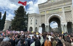 İstanbul, Ankara ve İzmir'de eylem yasakları: Hangi yol ve duraklar kapalı, metrolar çalışıyor mu?