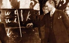 İktidar yanlısıyım diyen Akit yazarı, eğitim sisteminde Atatürk'ün varlığından rahatsızım dedi