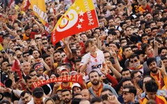 Galatasaray yüzbinlerle Yenikapı’da 25. Şampiyonluğunu kutluyor: Türkiye’nin 5 Yıldızlı Takımı