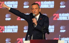 Özgür Özel Rudaw'a konuştu: Kürtlerin taleplerini bağıra bağıra söylemek benim vazifem