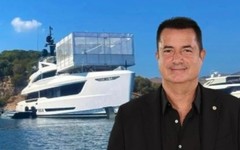 Acun Ilıcalı'nın 20 milyon Euroluk lüks yatına eklediği voleybol sahası görenleri şaşkına çevirdi