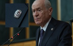 Devlet Bahçeli'nin Tanrı Türk'ü Korusun rozeti MHP grup toplantısına damga vurdu