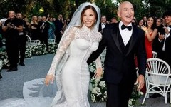 Washington Post Jeff Bezos'un düğününü Venedik, herkesin rol aldığı bir sahne oldu diye verdi