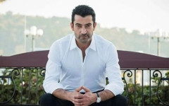 Kenan İmirzalıoğlu başrolde: Abi dizisinin yönetmeni belli oldu