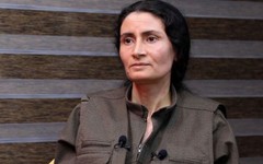Ertuğrul Özkök: Bese Hozat, Hülya Oran olarak Sephora mağazasına gidecek mi?