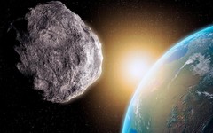 Mars'tan dünyaya düşen devasa göktaşının milyonlarca dolarlık fiyatı dudak uçuklattı!