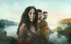 Netflix’in Meksika Yapımı Gerilim Dizisi Listeleri Altüst Ederek Zirveye Yerleşti