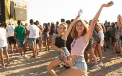 Gençler eğlenmesin, bir araya gelmesin! Zeytinli Rock Festivali yine iptal edildi!