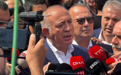 Gürsel Tekin canlı yayında Halk TV'yi yerden yere vurdu: Bu mu televizyonculuk?