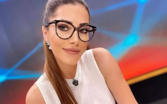 Ela Rümeysa Cebeci’den Mehmet Akif Ersoy fotoğrafı iddialarına canlı yayın yanıtı