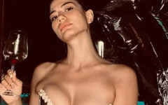 Demet Özdemir siyaha büründü: Geceye şıklığıyla damga vurdu