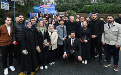 Erdoğan'ın bundan haberi var mı? AK Gençlik üyeleriyle fotoğraf çektirip Boğaziçi öğrencileri diye..